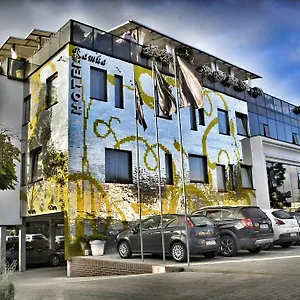 Hotel apartamentowy Ramka & Restaurant & Wine Bar